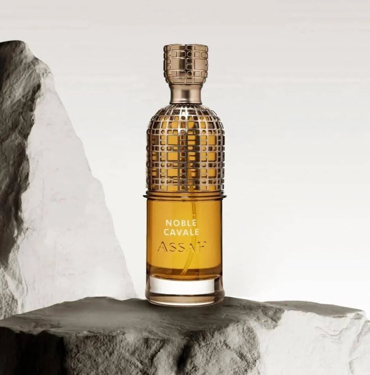 نوبل كفالي Noble Cavalli – عطر فاخر للجنسين بنفحات التوت الأسود والمسك